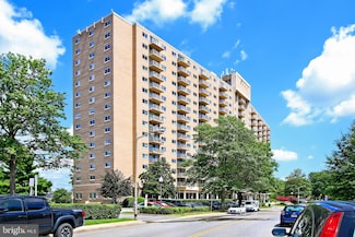 1225 Martha Custis Dr Unit 315, Alexandria, VA 22302