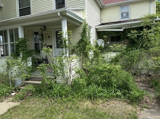 303 Chapman St, Greenfield, MA 01301