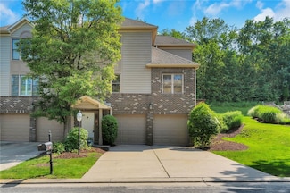 119 Fairway Landings Dr, Canonsburg, PA 15317