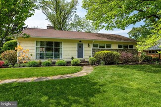 732 Woodfield Rd, Villanova, PA 19085