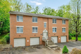 1399 Pleasant Valley Dr, Coshocton, OH 43812