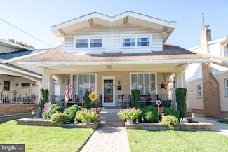 308 Chandler St, Philadelphia, PA 19111