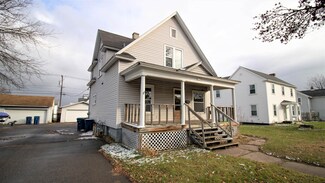 915 S 3rd Ave, Wausau, WI 54401