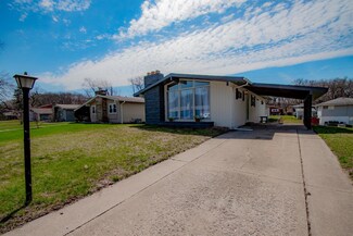 8111 Hickory Ave, Gary, IN 46403