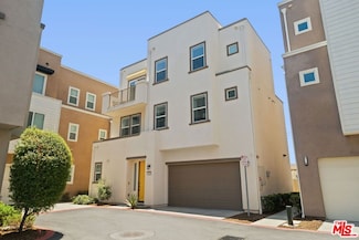 549 Daniel Freeman Cir, Inglewood, CA 90301