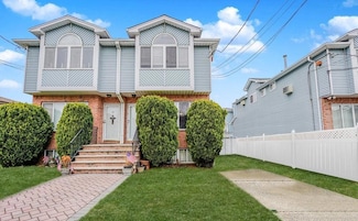 32 Kelly Blvd, Staten Island, NY 10314