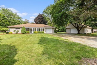 20415 Wilmot Rd, Belleville, MI 48111
