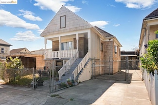 916 36th Ave, Oakland, CA 94601