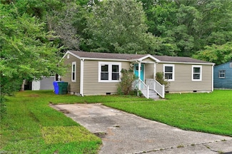 1415 Blythewood Ln, Suffolk, VA 23434