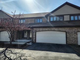 1835 Golf View Dr, Bartlett, IL 60103