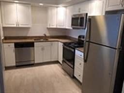 3 Stonehill Dr Unit 1je, Stoneham, MA 02180