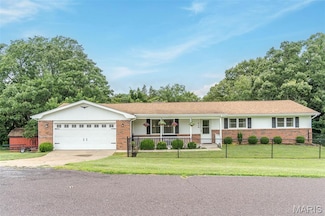 105 Old Farm Estates Rd, Union, MO 63084