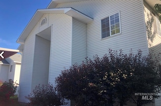 6545 W Lucky Ln, Boise, ID 83714