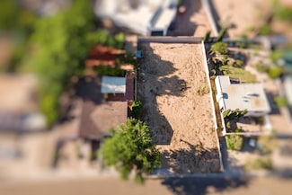 3837 Riverview Rd NW, Albuquerque, NM 87105