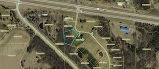 1520 Wildlife Dr, Blue Grass, IA 52726