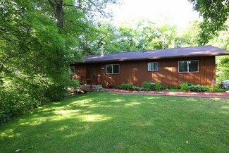 W9535 Skogen Rd, Cambridge, WI 53523