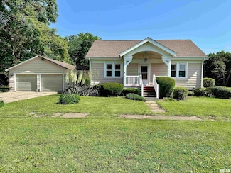 110 E van Alstine St, Secor, IL 61771
