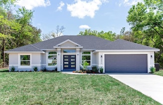 174 Sequoia Trail, Ocklawaha, FL 32179