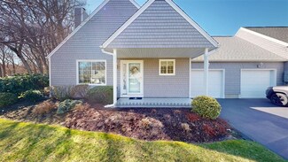 28 Riverdell Dr, Narragansett, RI 02874