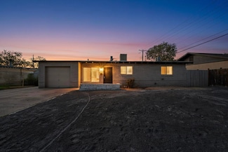 1215 Elizabeth St NE, Albuquerque, NM 87112