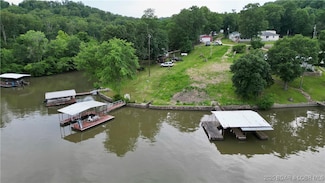 31743 Aspen Rd, Stover, MO 65078