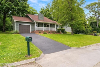 7213 McPeake Ln, Knoxville, TN 37909