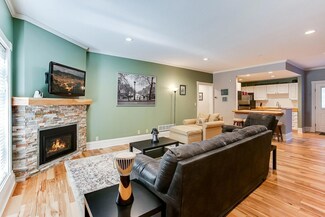 11 Irvine Park Unit 11A, Saint Paul, MN 55102