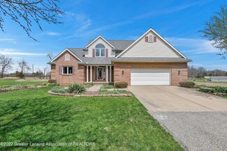 8380 Rolling Hill Ln, Grand Ledge, MI 48837