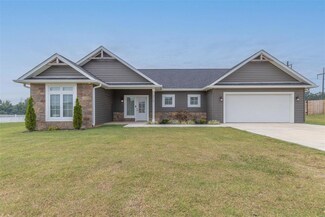 215 Berkshire Dr, Poplar Bluff, MO 63901
