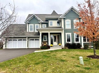 2585 Boutwell Farm Rd, Stillwater, MN 55082