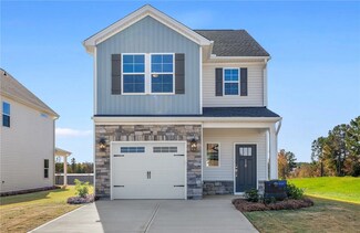 110 Cotesworth St, Pendleton, SC 29670