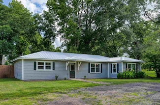 501 S Railroad St, Troup, TX 75789
