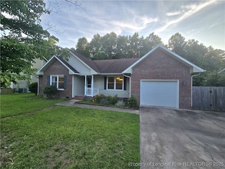7332 Beaver Run Dr, Fayetteville, NC 28314