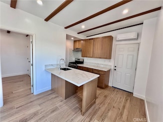 2010 Junipero Ave, Signal Hill, CA 90755
