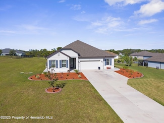 9347 N Star Ct, Weeki Wachee, FL 34613