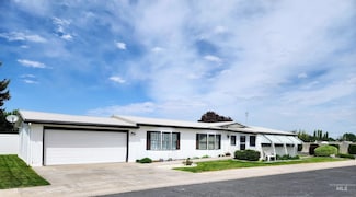 1414 Park Ave Unit 64, Burley, ID 83318