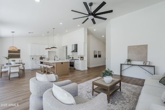 7144 E Lakeview Ave, Mesa, AZ 85209