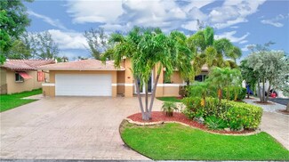 948 SE 10th Ct, Pompano Beach, FL 33060