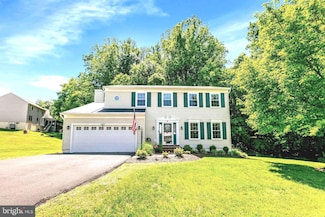 16068 Hayes Ln, Woodbridge, VA 22191