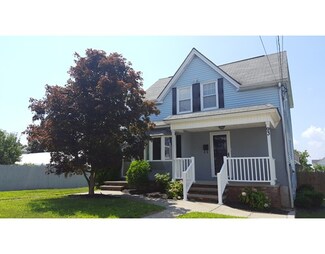 93 Foote St, Fall River, MA 02724