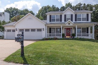 891 Shadow Pine Dr, Fenton, MO 63026