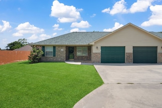 480 W Houston St, Highlands, TX 77562