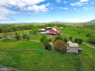 3466 Breezy Point Rd, McConnellsburg, PA 17233