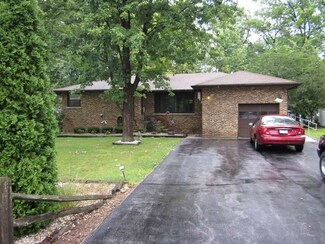 10921 S Oketo Ave, Worth, IL 60482