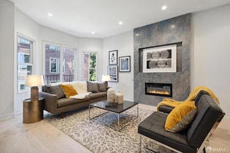 4036 18th St, San Francisco, CA 94114