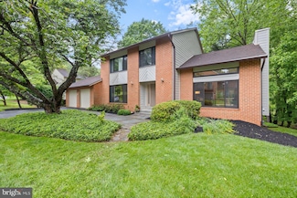 11004 Broad Green Dr, Potomac, MD 20854