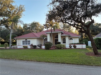 11810 Pinewood Lakes Dr, Fort Myers, FL 33913