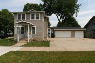 382 Rockport Rd, Janesville, WI 53548