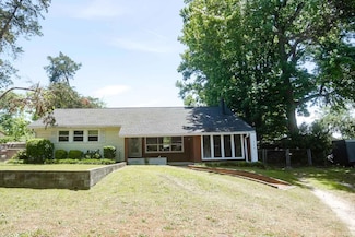 114 Bordeaux St, North Augusta, SC 29841