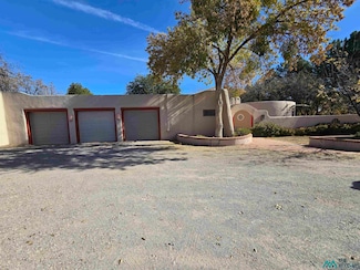 3219 Snow Rd, Las Cruces, NM 88005